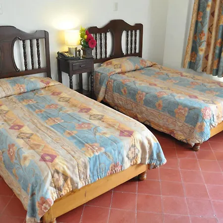 Hotel 5A Avenida-3